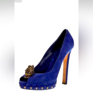 Alexander McQueen Skull Peep toe pumps